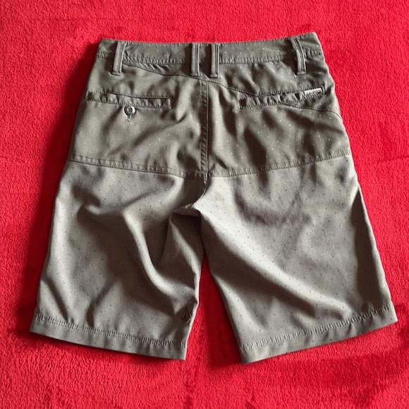 Boys Volcom Surf & Turf Shorts Size 25 - Picture 2 of 4